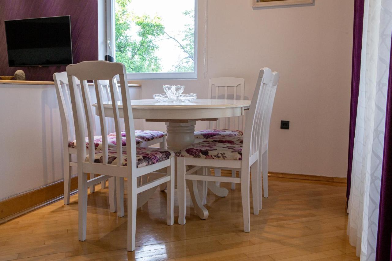 Hostal Gazdinstvo Tadic Nikšić Exterior foto