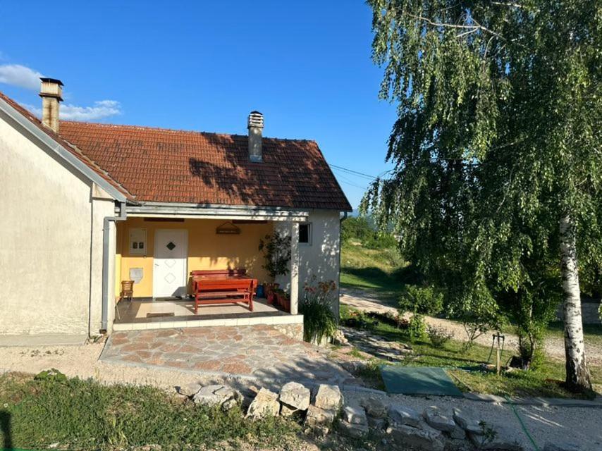 Hostal Gazdinstvo Tadic Nikšić Exterior foto
