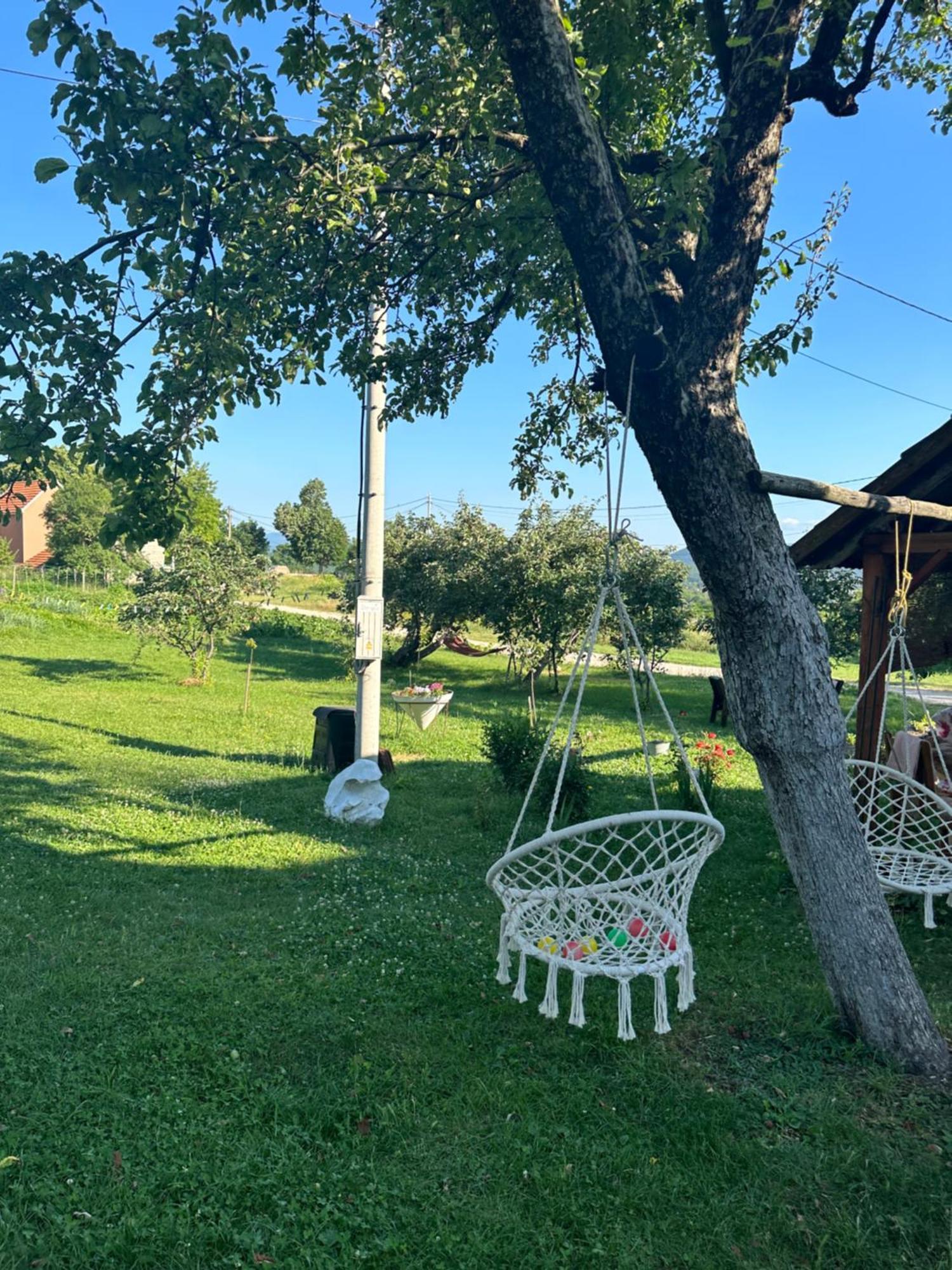Hostal Gazdinstvo Tadic Nikšić Exterior foto