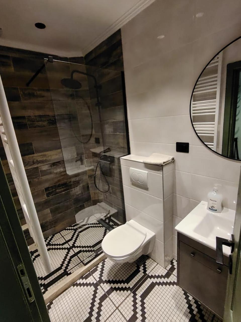 Hostal Gazdinstvo Tadic Nikšić Exterior foto