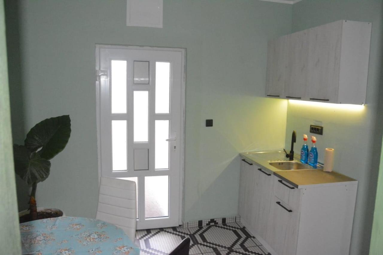 Hostal Gazdinstvo Tadic Nikšić Exterior foto